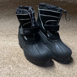 Snow Boots