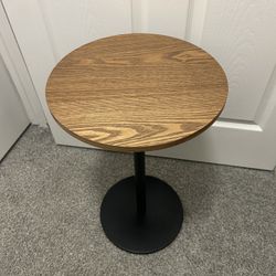 Round table / side table / Plant table 24x14