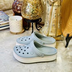 ICONIC CROCS COMFORT Flatfoms Clogs Slip On Gray Women’s Size 