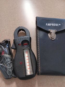 Vintage Clamp Meter with Original Case.