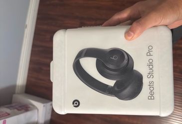 Beats Studio Pro