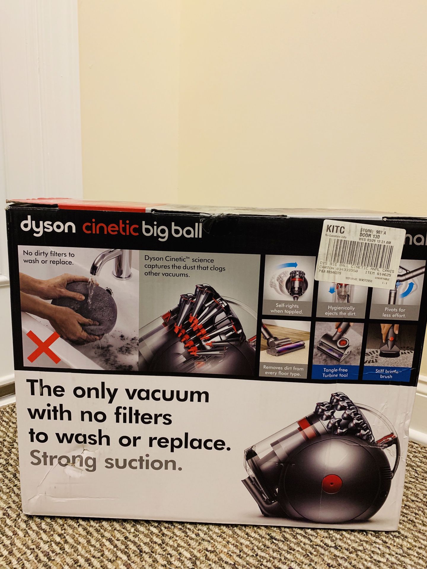 Brand New/ Never used - Dyson Cinetic big ball animal Vacuum -