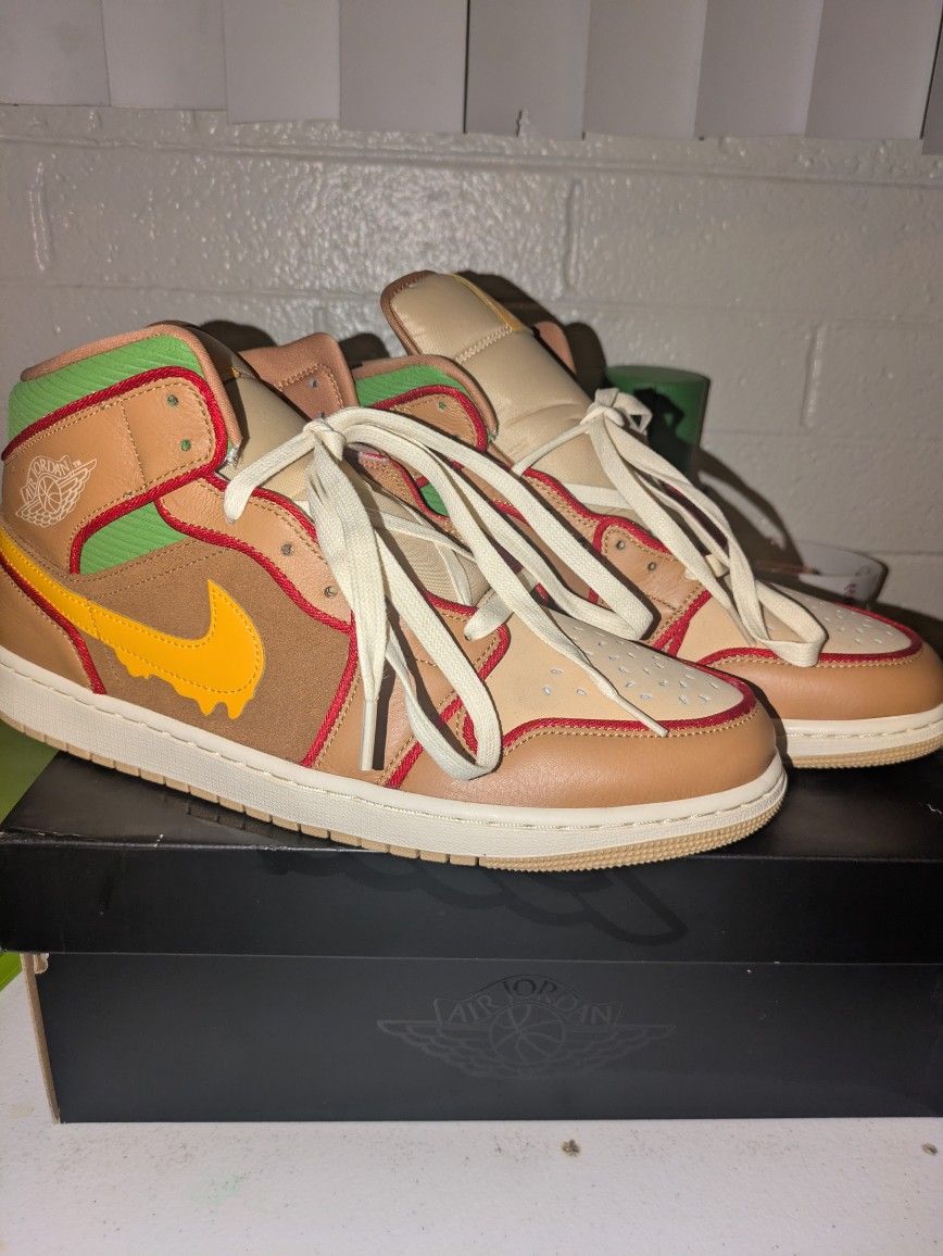 Jordan MENS Jordan 1 Mid SE "Cheeseburger" IB7403 224 from Stadium Goods
