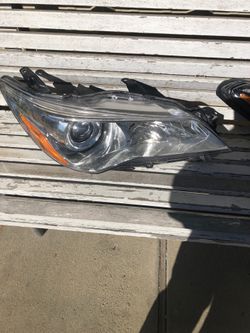 2012-2014 Camry RT Headlight OEM