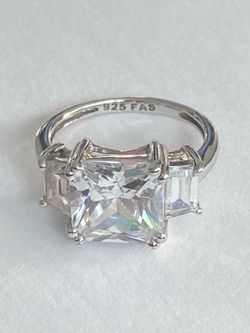 925 FAS WOMENS RING SIZE 63/4
