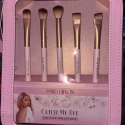 Paris Hilton Woman's Pink 5 Pcs Makeup Brush Set