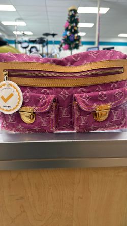 Louis Vuitton purse