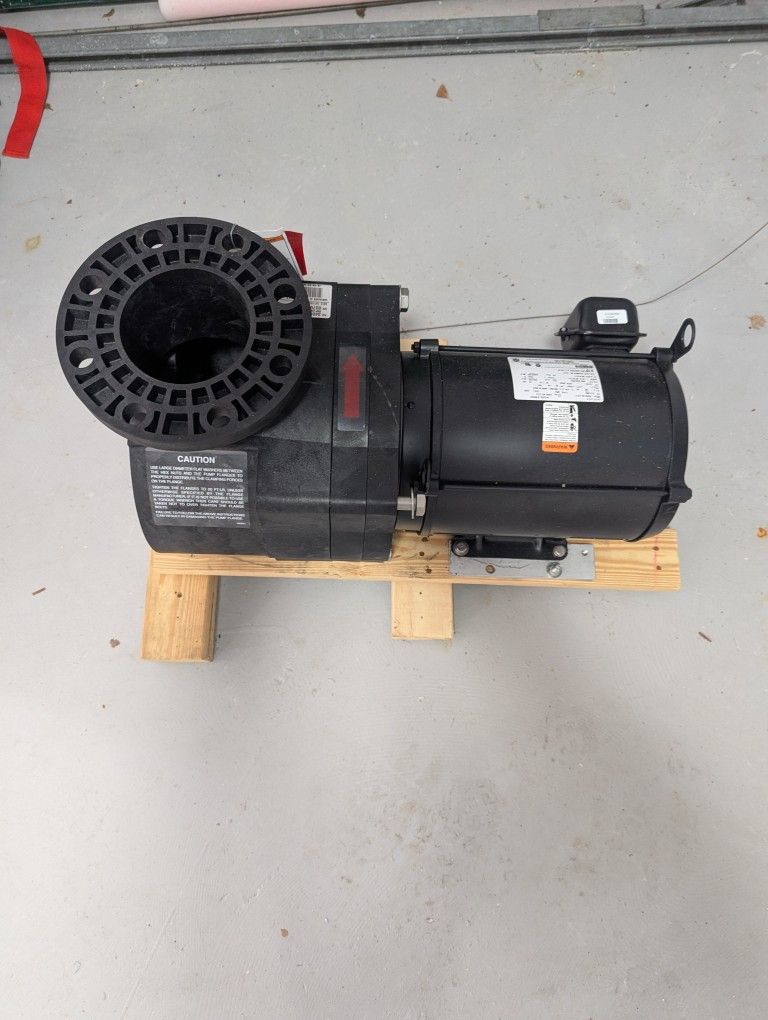 Never Used EQK 1000 10HP OBO  & Accessories