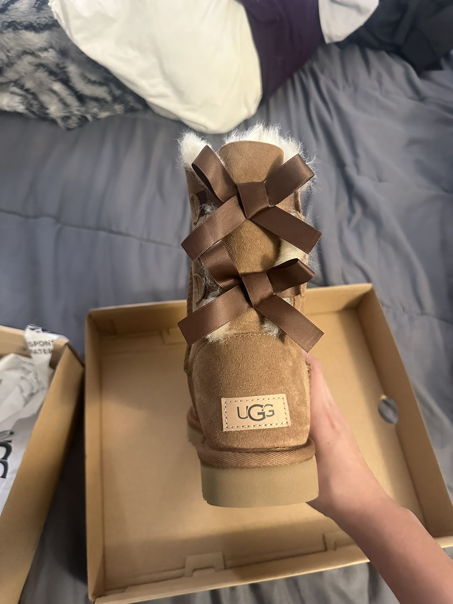 Womens UGG Bailey Bow II Boot - Chestnut