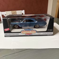1969 Plymouth Road Runner 1:18 Scale Die-Cast Model - Collector’s Edition