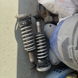 2007 + Chevy Silverado Fox Shocks GMT900