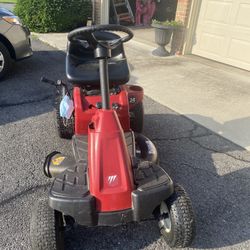 Murray Lawn Mower  190 CC , Needs Some Work 