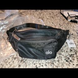 Alo Black Fanny Pack Purse Brand New 