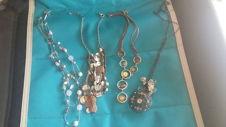1 choker 3 necklaces 12 all 4 firm