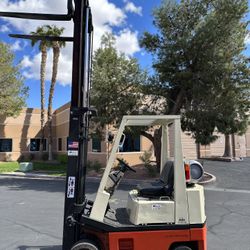 Nissan Propane Forklift