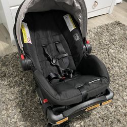 Graco Snugride 30LX Infant Car seat
