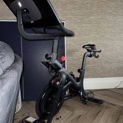 Peloton Bike