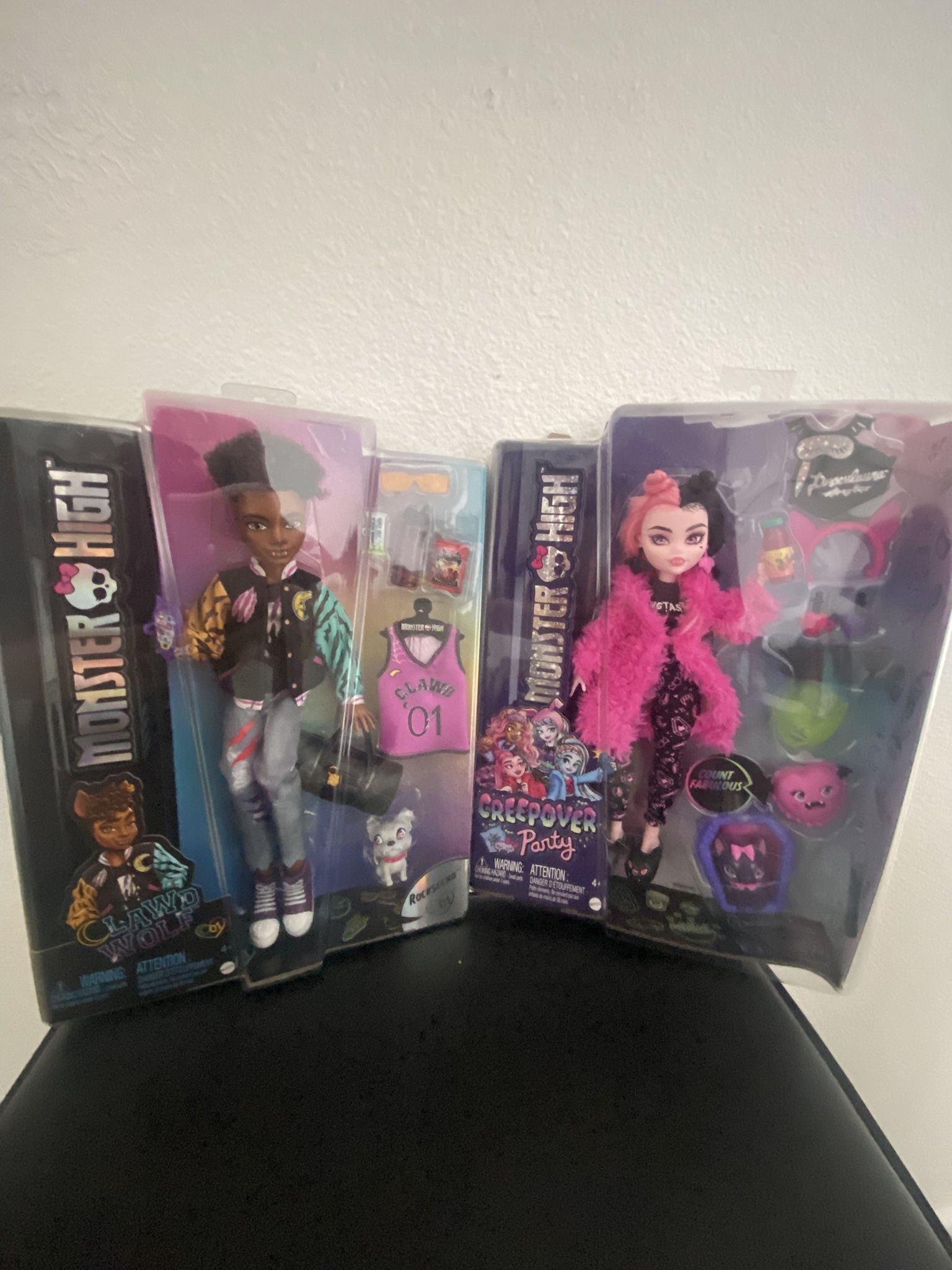 Draculaura and ClawdWolf Monster High Dolls