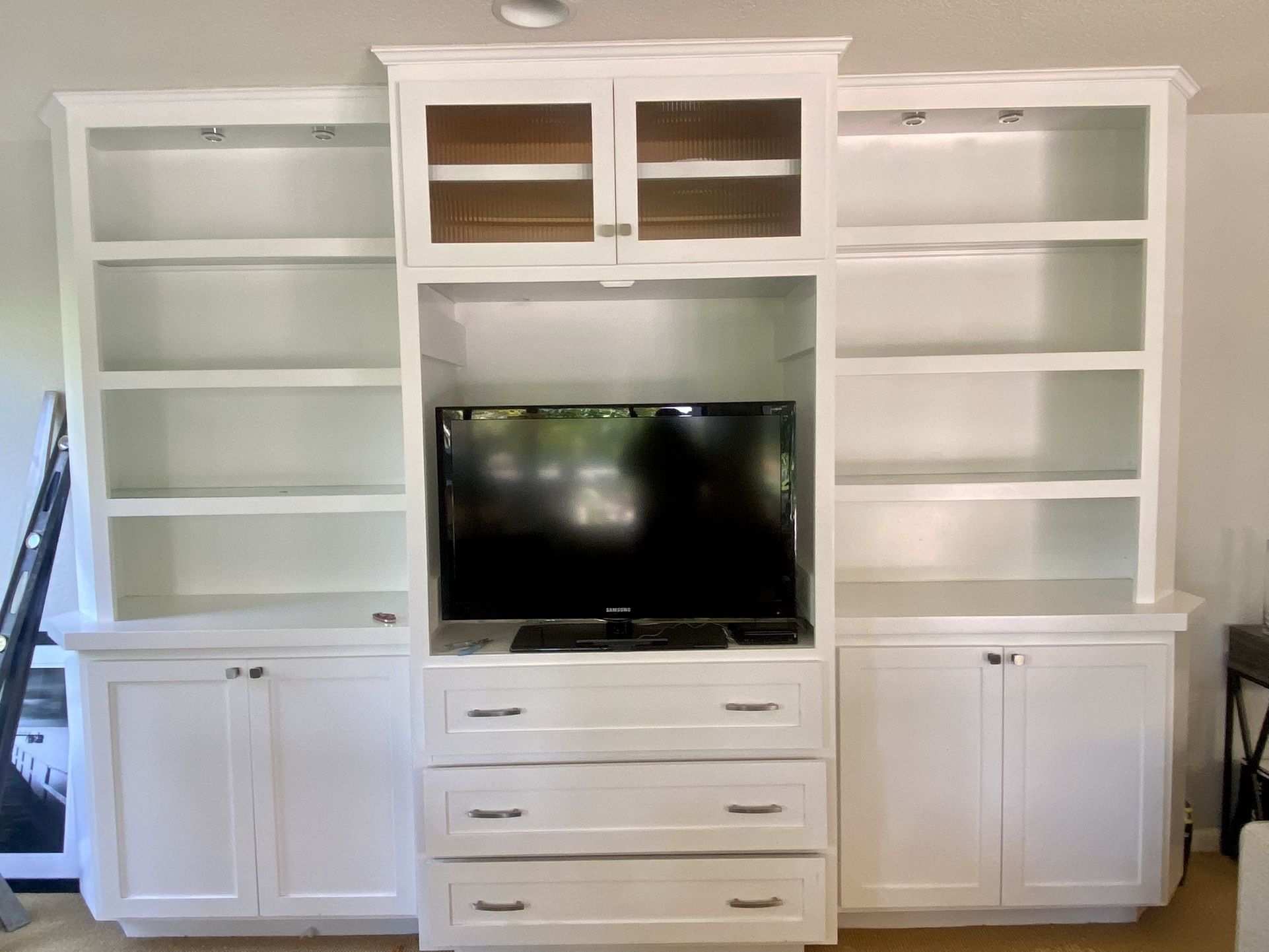 Cabinet Built In Shelving Unit.  Space For Tv. 3 Drawers 
