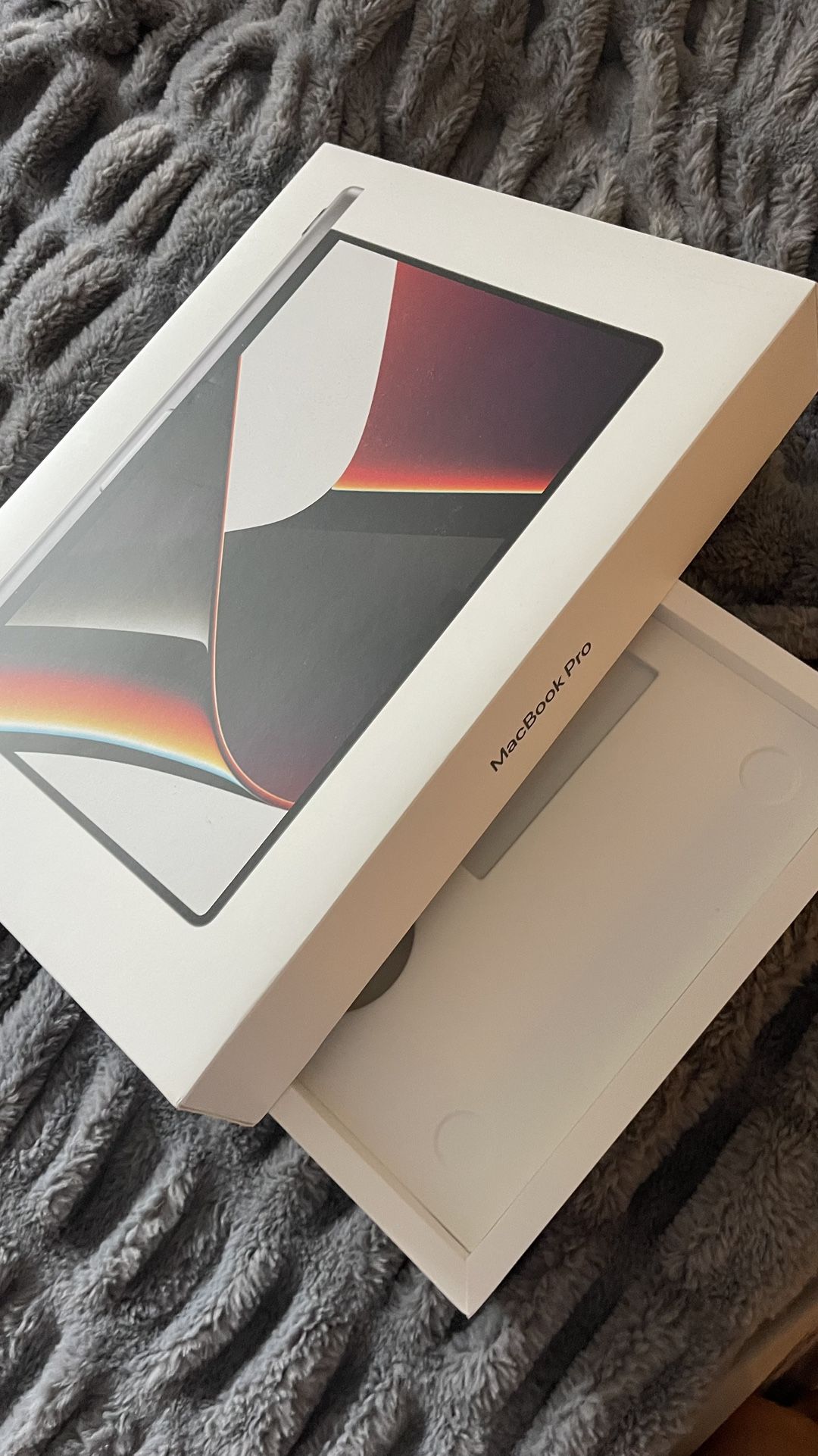 Box MacBook Pro