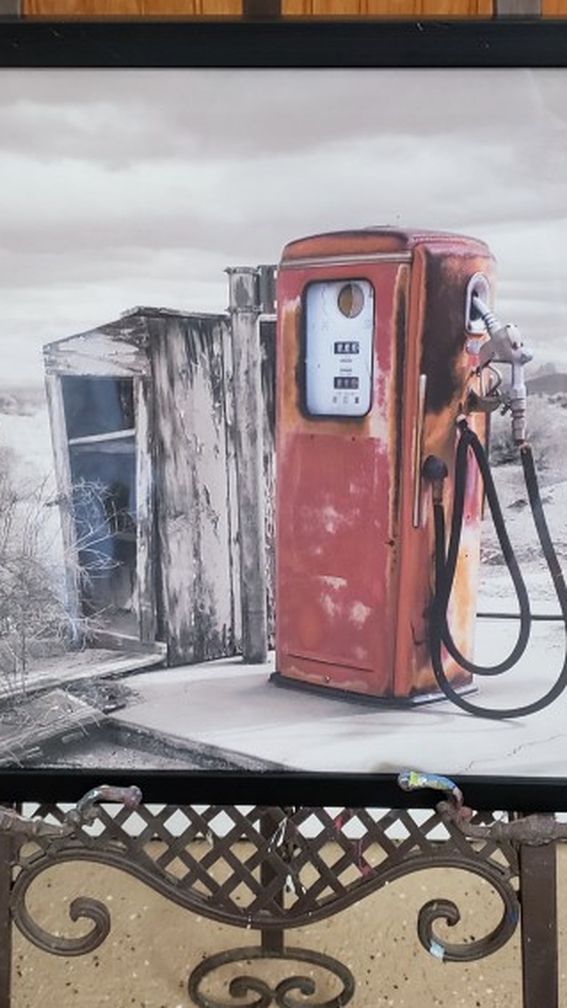 Artwork Gas Pump