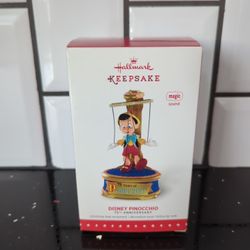 Disney's PINOCCHIO 75TH ANNIVERSARY Hallmark Keepsake Ornament  2015