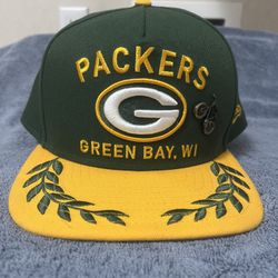 Green Bay Packer Hat And Socks