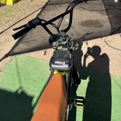 Freego Flash F3 Pro Max Cafe Racer