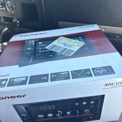 Proneer Car Radio