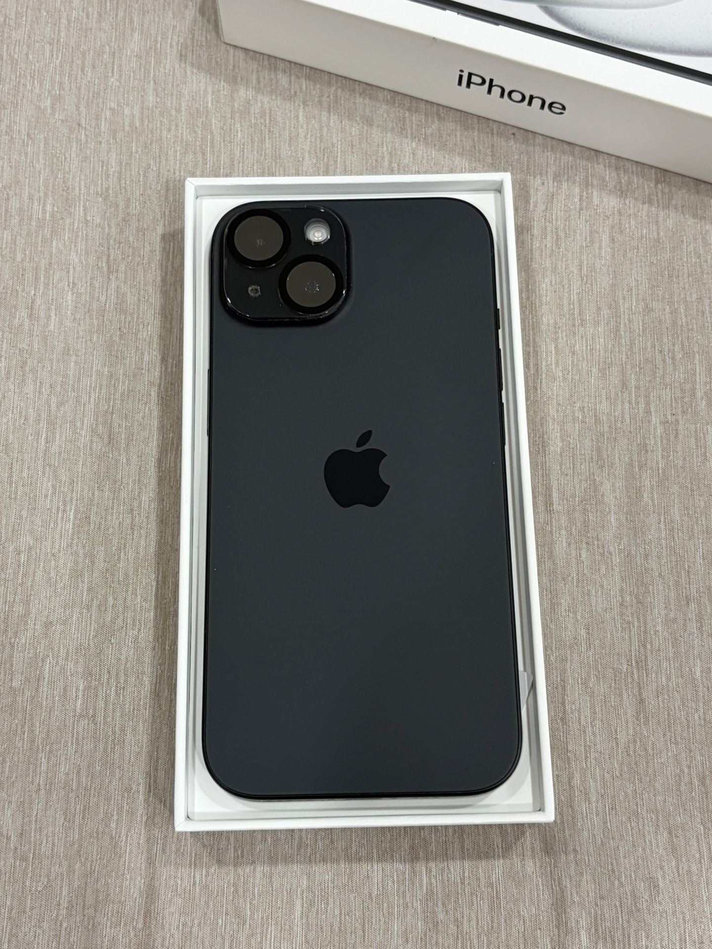 Apple iPhone 15 128GB Black W/Box Unlocked