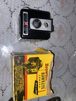 Brownie Hawkeye Camera