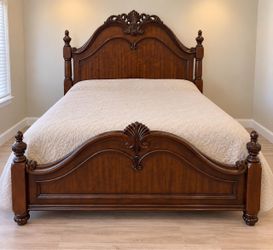 Queen bed