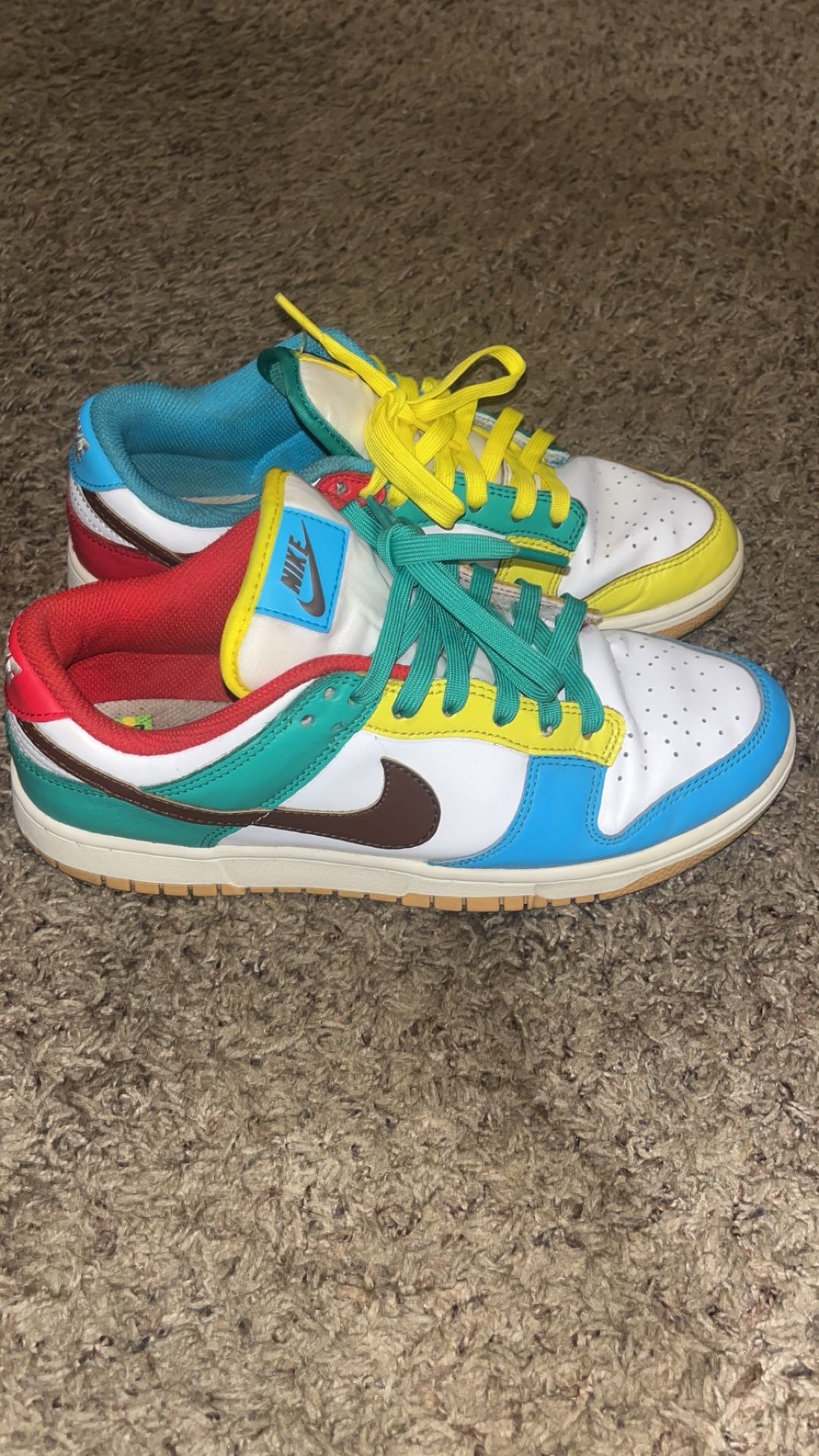 Nike Dunks 