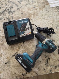 Makita Drill with Battery and Charger