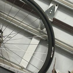 Trek 930 Singletrack, a vintage mountain bike 