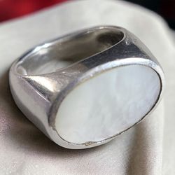 Sterling and Mother of Pearl ring mens , scratches on band 
8.5 
