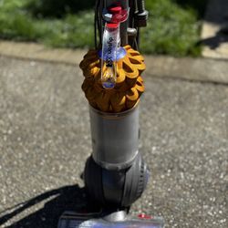 Dyson DC50 Multi Floor Vacuum 