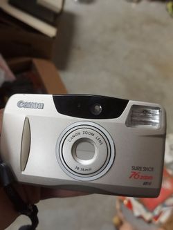Canon sure shot 76 zoom film camera