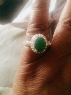 Lovely ladies cocktail ring with cubic zirconia size 8.