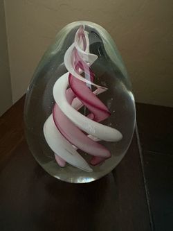 Art Glass Ribbon Spiral Egg Paperweight