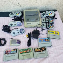 Nintendo Famicom Retro 1990 Combo $280! The Nintendo wii Sonic Blue Edition combo $200! Both $420 all work 100% free Delivery