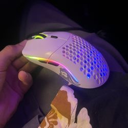USB Pc Gaming Mouse Glorious Model O Glossy White 68G Mouse 