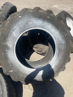19.5 L24 Back Hoe Tire