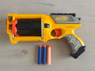 NERF N-Strike Maverick Rev 6 blaster