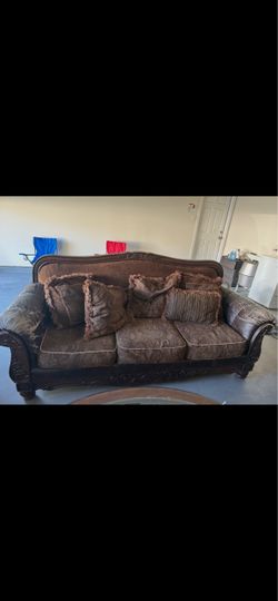 LIVING ROOM TWO PIECE MUST GO