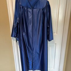 HERFF JONES Graduation Gown/Cap