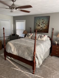 Queen size, extra deep mattress and bed assembly