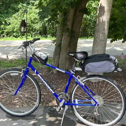 Schwinn Sierra 700 21 Speed Bike