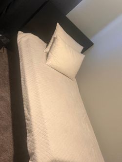 Twin bed frame