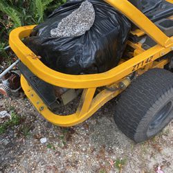 Cub cadet zero turn 42 inch everything works well I love Hydro what is zero turn here it sits got to go no time to fix it give me a good offer tit hom